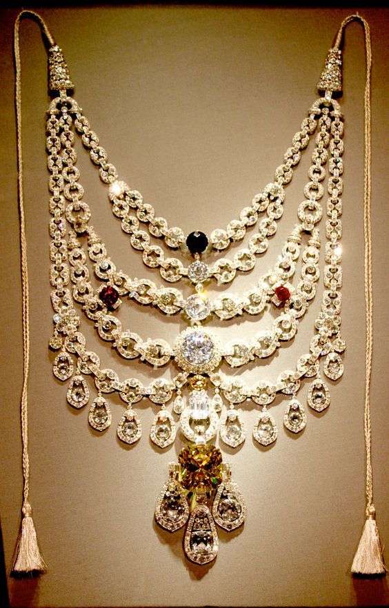 cartier most expensive necklace